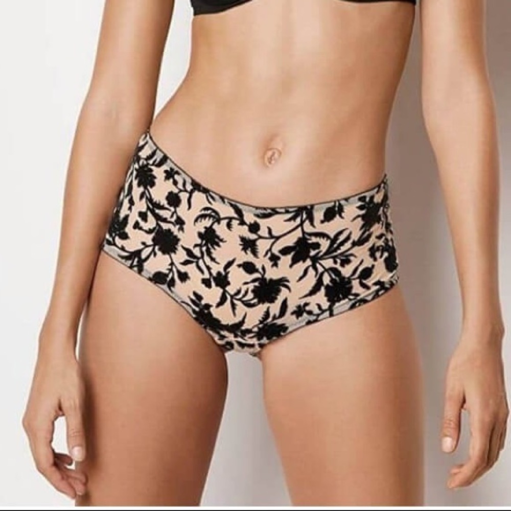 NWT Victoria’s Secret Black Velvet Sexy Shortie